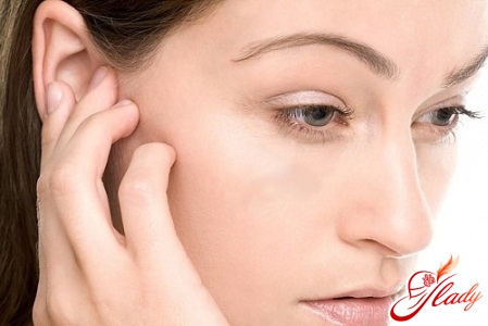 Серные пробки в ушах. Что делать?