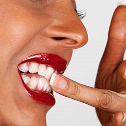 Как правильно чистить зубы?